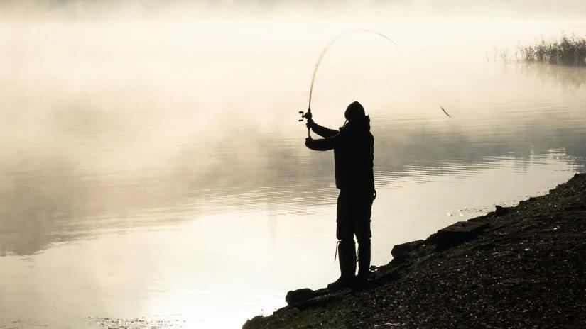 Aluguel de perfurador de gelo e guia de locais para pesca de inverno